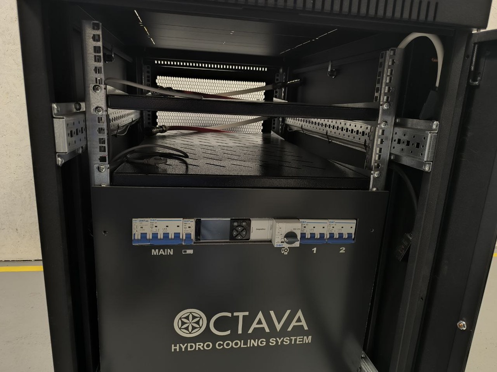 OCTAVA HYDRO U2 - Система охлаждения Whatsminer M63