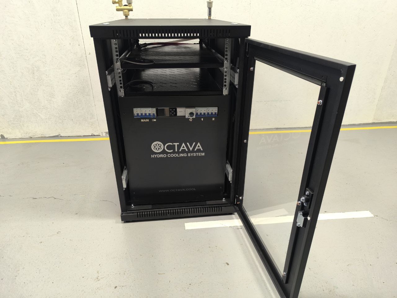 OCTAVA HYDRO U2 - Система охлаждения Whatsminer M63-70 (Без контроля, Датчик давления, Без управления, 2 Теплообменника по 25кВт)